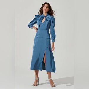 ASTR the Label Long Sleeve Blue Dress
